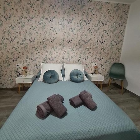 Colon Nerja Apartment Bagian luar foto