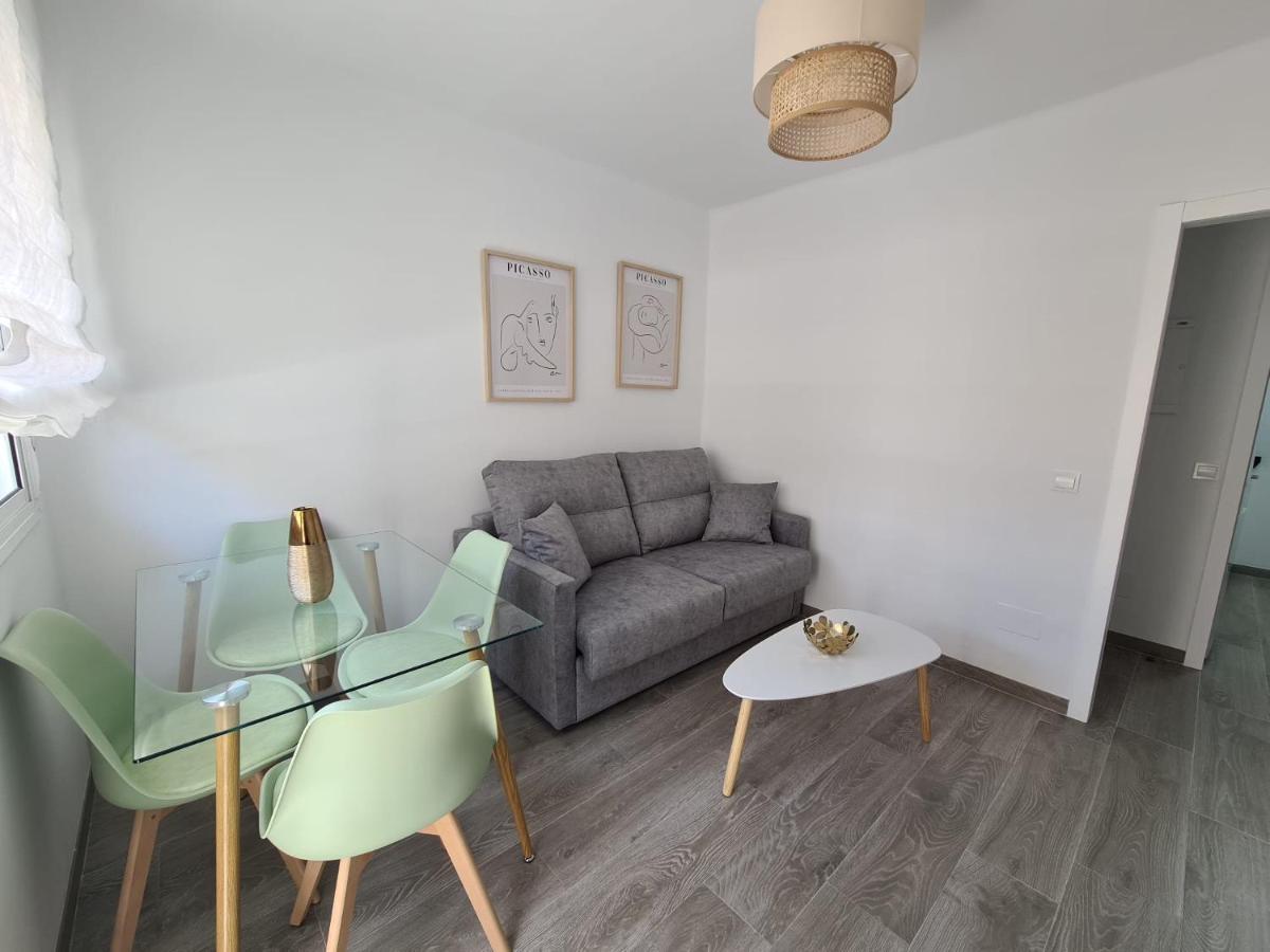 Colon Nerja Apartment Bagian luar foto